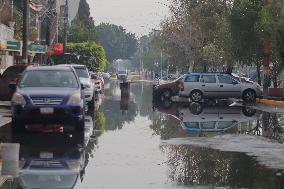 Sudden Rains Flood the Streets - Mexico City