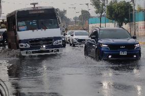 Sudden Rains Flood the Streets - Mexico City