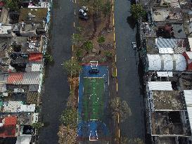 Sudden Rains Flood the Streets - Mexico City