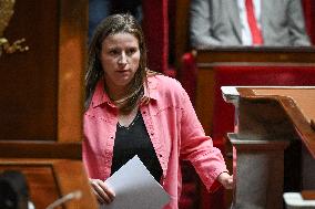 Speeches before a Motion de censure vote at the National Assembly FA