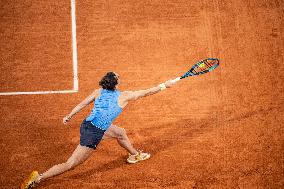 French Open - Lois Boisson Eliminates Mirra Andreeva in The Quarter-Finals