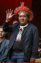 Speeches before a Motion de censure vote at the National Assembly FA