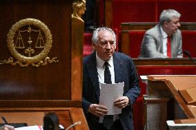 Speeches before a Motion de censure vote at the National Assembly FA