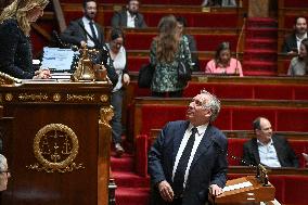 Speeches before a Motion de censure vote at the National Assembly FA