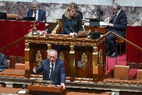 Speeches before a Motion de censure vote at the National Assembly FA