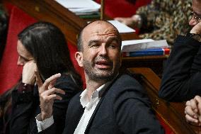 Speeches before a Motion de censure vote at the National Assembly FA