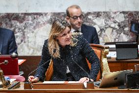 Speeches before a Motion de censure vote at the National Assembly FA