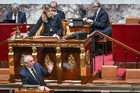 Speeches before a Motion de censure vote at the National Assembly FA