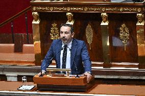 Speeches before a Motion de censure vote at the National Assembly FA
