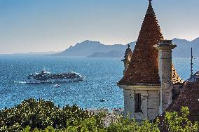 Illustration - Cannes Croisette