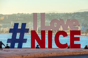 Illustration - French Riviera