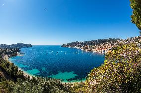 Illustration - French Riviera