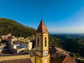 Illustration - French Riviera