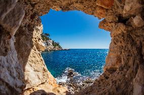 Illustration - French Riviera