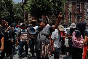 CNTE Teachers Unrest to Demand 100% Salary Increase - Mexico City
