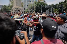 CNTE Teachers Unrest to Demand 100% Salary Increase - Mexico City