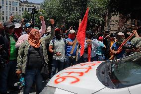 CNTE Teachers Unrest to Demand 100% Salary Increase - Mexico City