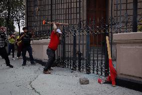 CNTE Teachers Unrest to Demand 100% Salary Increase - Mexico City