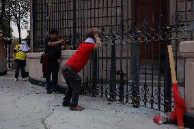 CNTE Teachers Unrest to Demand 100% Salary Increase - Mexico City