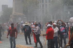 CNTE Teachers Unrest to Demand 100% Salary Increase - Mexico City