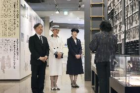 Emperor visits Okinawa museum for victims of Tsushima-Maru incident