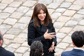 Emmanuel Macron welcomes Lula Da Silva to Les Invalides - Paris AJ