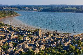 Illustration - Aerial View of France