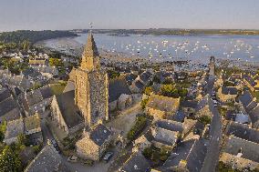 Illustration - Aerial View of France