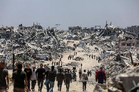 Palestinians Return Home - Gaza