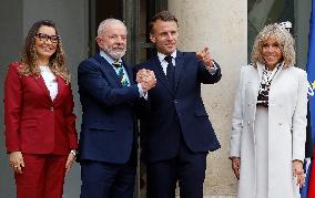 Macron Welcomes Lula At Elysse - Paris