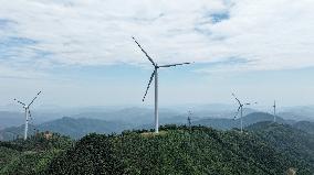 Wind and Solar Power Surpass Thermal Power in China