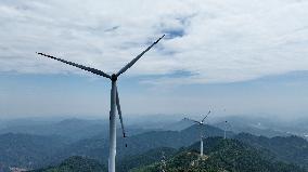 Wind and Solar Power Surpass Thermal Power in China