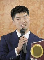 Boxing: 4-division world champion Tanaka retires