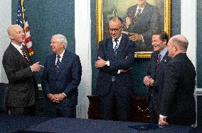 Chancellor Merz of Germany Meets a Bipartisan Group of US Senators
