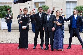 Emmanuel Macron welcomes Luiz Inacio Lula da Silva for a State diner at the Elysee - Paris