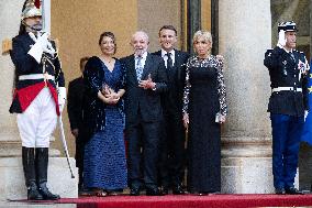 Emmanuel Macron welcomes Luiz Inacio Lula da Silva for a State diner at the Elysee - Paris