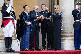 Emmanuel Macron welcomes Luiz Inacio Lula da Silva for a State diner at the Elysee - Paris