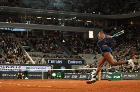 French Open - Semi-final - Lois Boisson v Coco Gauff