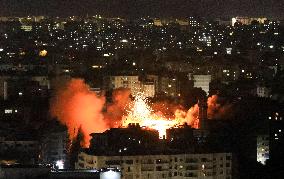 Airstrikes in Beirut Heighten Lebanon Israel Tensions