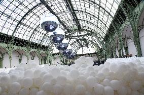 New Exhibition Euphoria - Art Is In The Air At Grand Palais - Paris