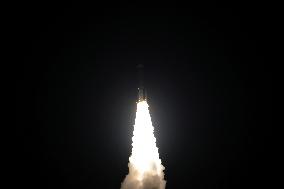 China Launches Internet Satellite Group - Taiyuan