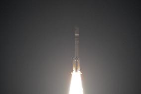 China Launches Internet Satellite Group - Taiyuan