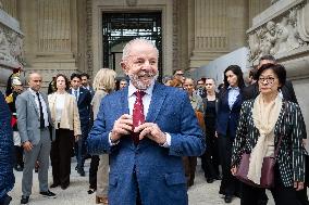 Macron and Lula visit of the exhibition of Ernesto Neto at the Grand Palais museum - Paris
