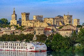Illustration - Avignon