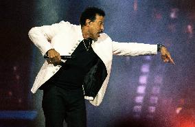 Lionel Richie Performs At O2 Arena - London