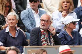 2025 French Open - Celebrities In Stand Day 14 NB