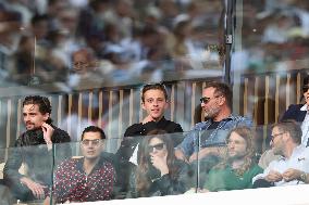 2025 French Open - Celebrities In Stand Day 14 NB