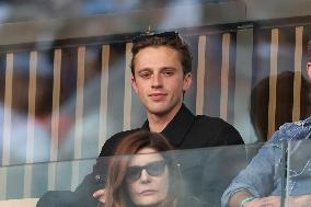 2025 French Open - Celebrities In Stand Day 14 NB
