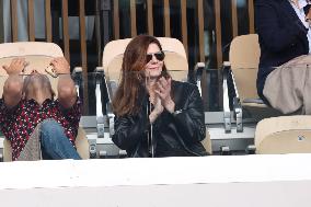 2025 French Open - Celebrities In Stand Day 14 NB