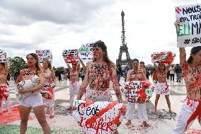 Gaza Protest By FEMEN At Trocadero - Paris